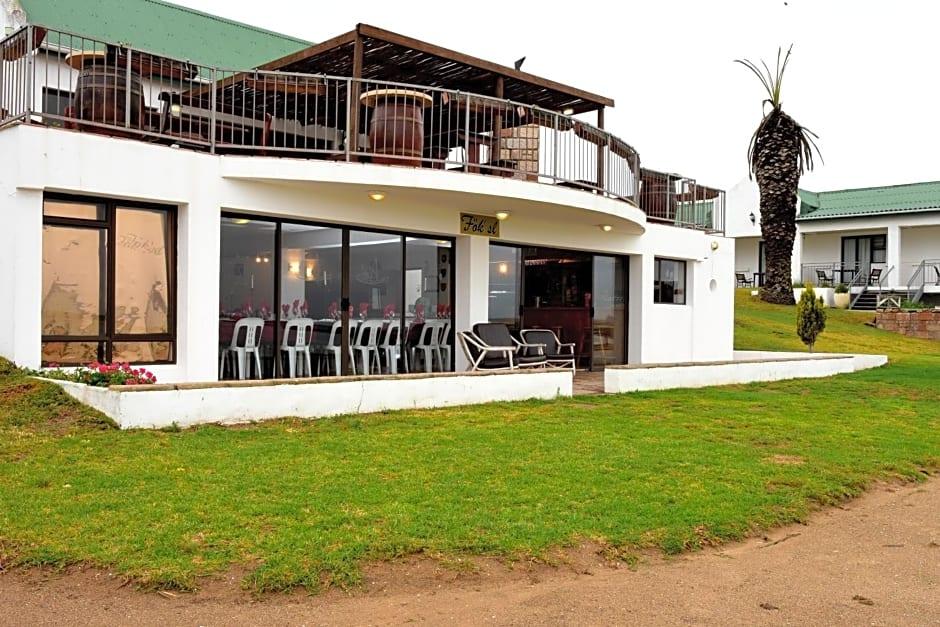 Riviera Hotel & Chalets 44/50