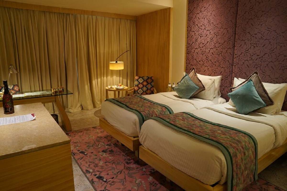 Premium, Double or Twin Bed, Bathtub
