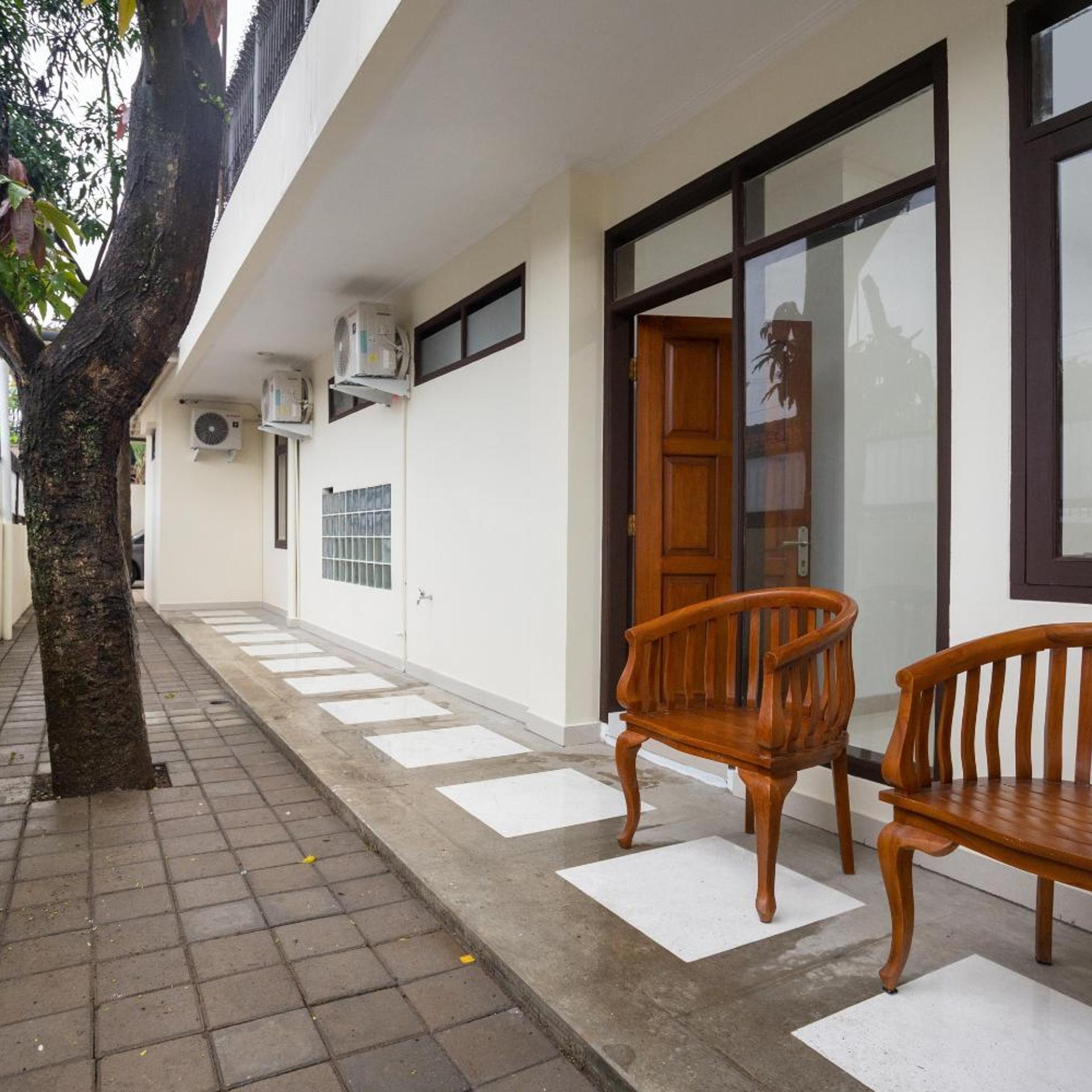 Hotel O Hegarbudhi Residence 6/49
