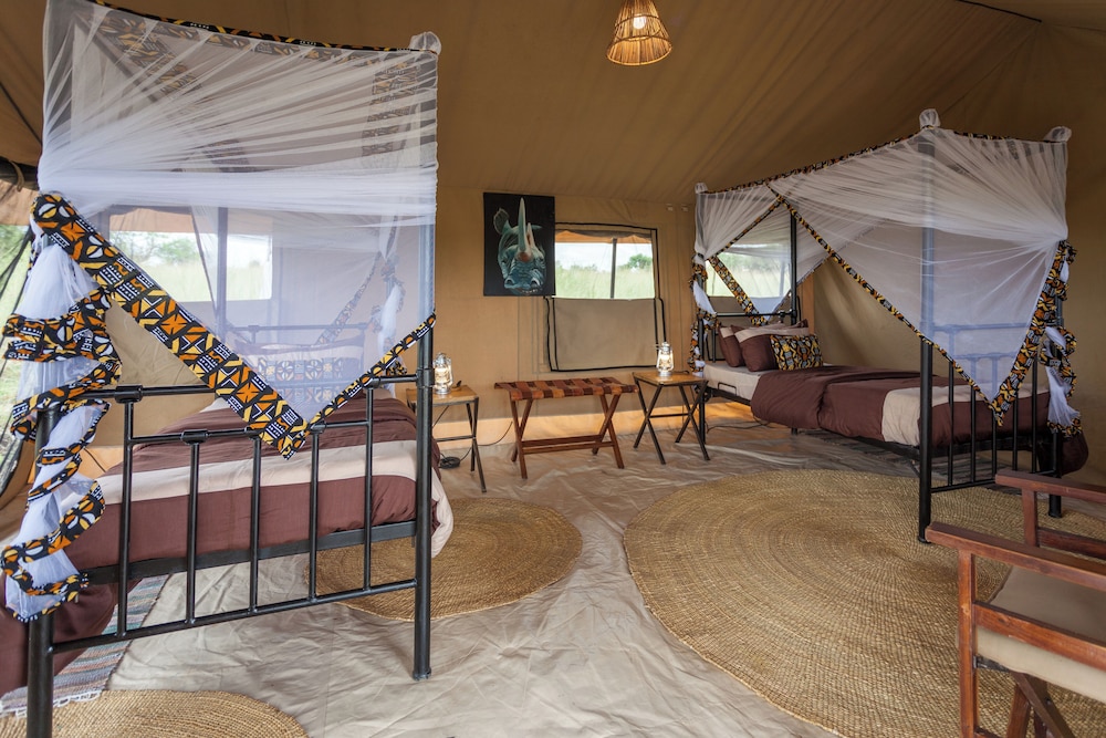 Gnu Mara River Camp 27/50