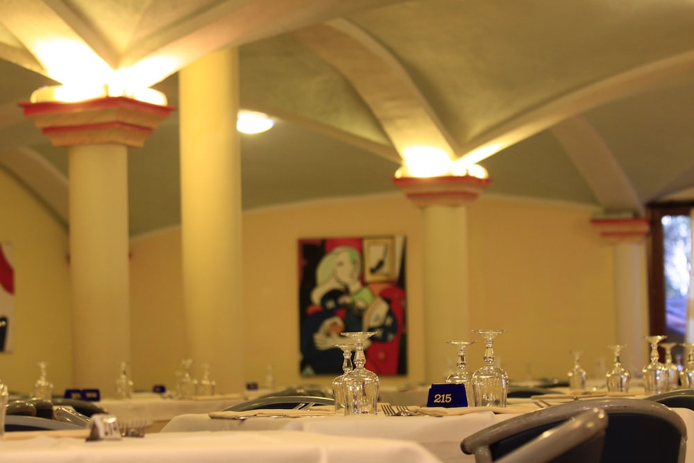 Hotel Club Le Rose 5/50