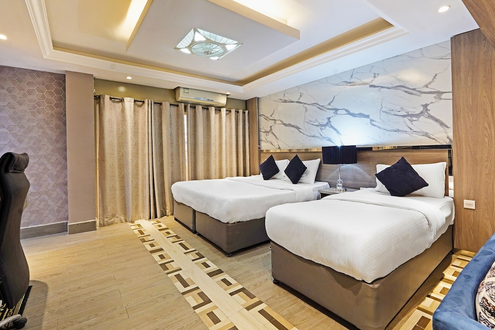 OYO 338 Transworld Hotel 32/39