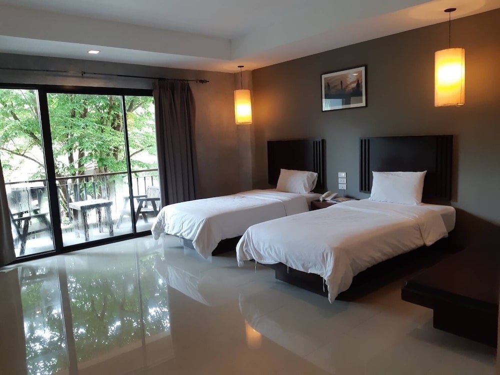 Chalicha Resort 20/37