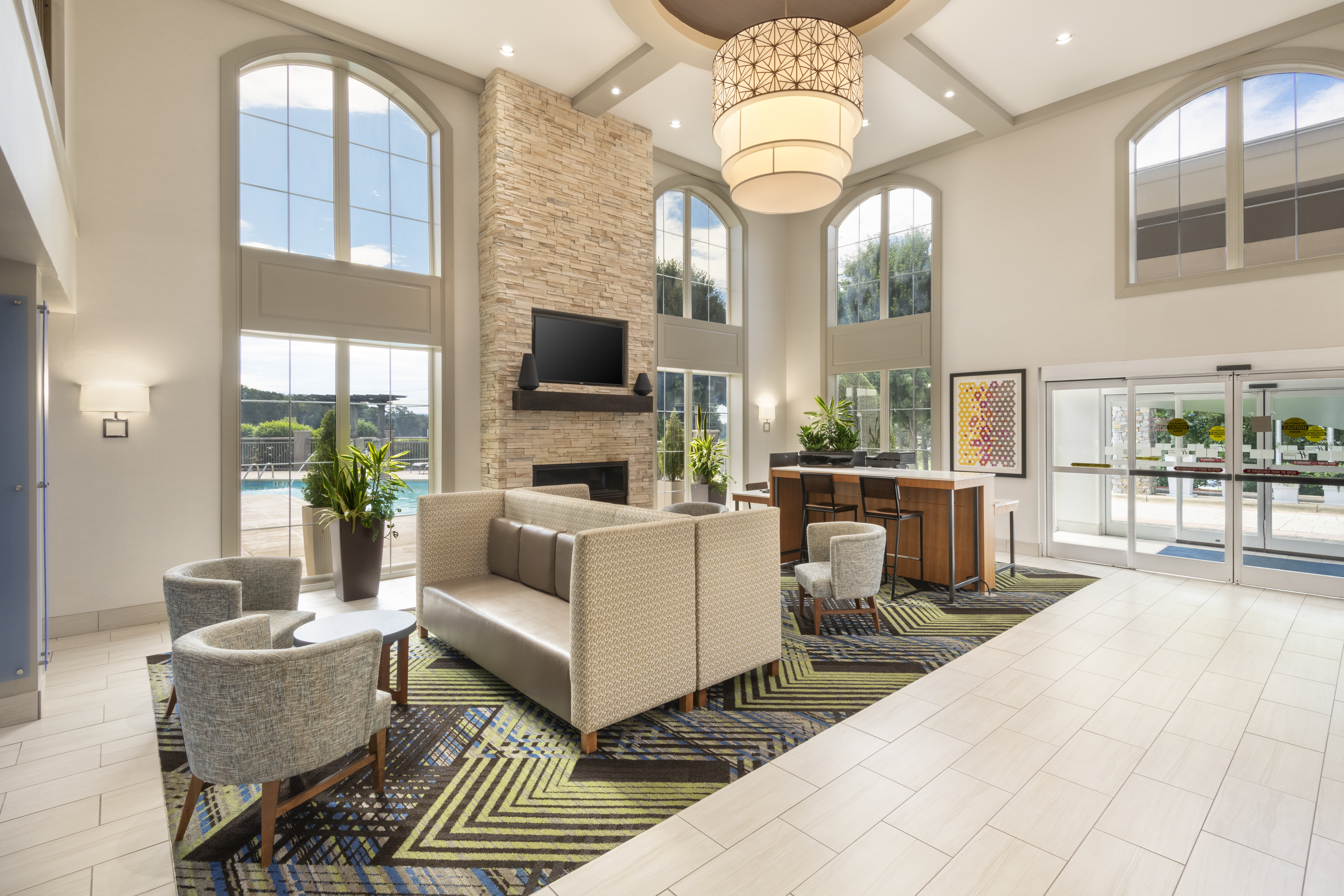 Holiday Inn Express & Suites Asheville SW - Outlet Ctr Area 20/34