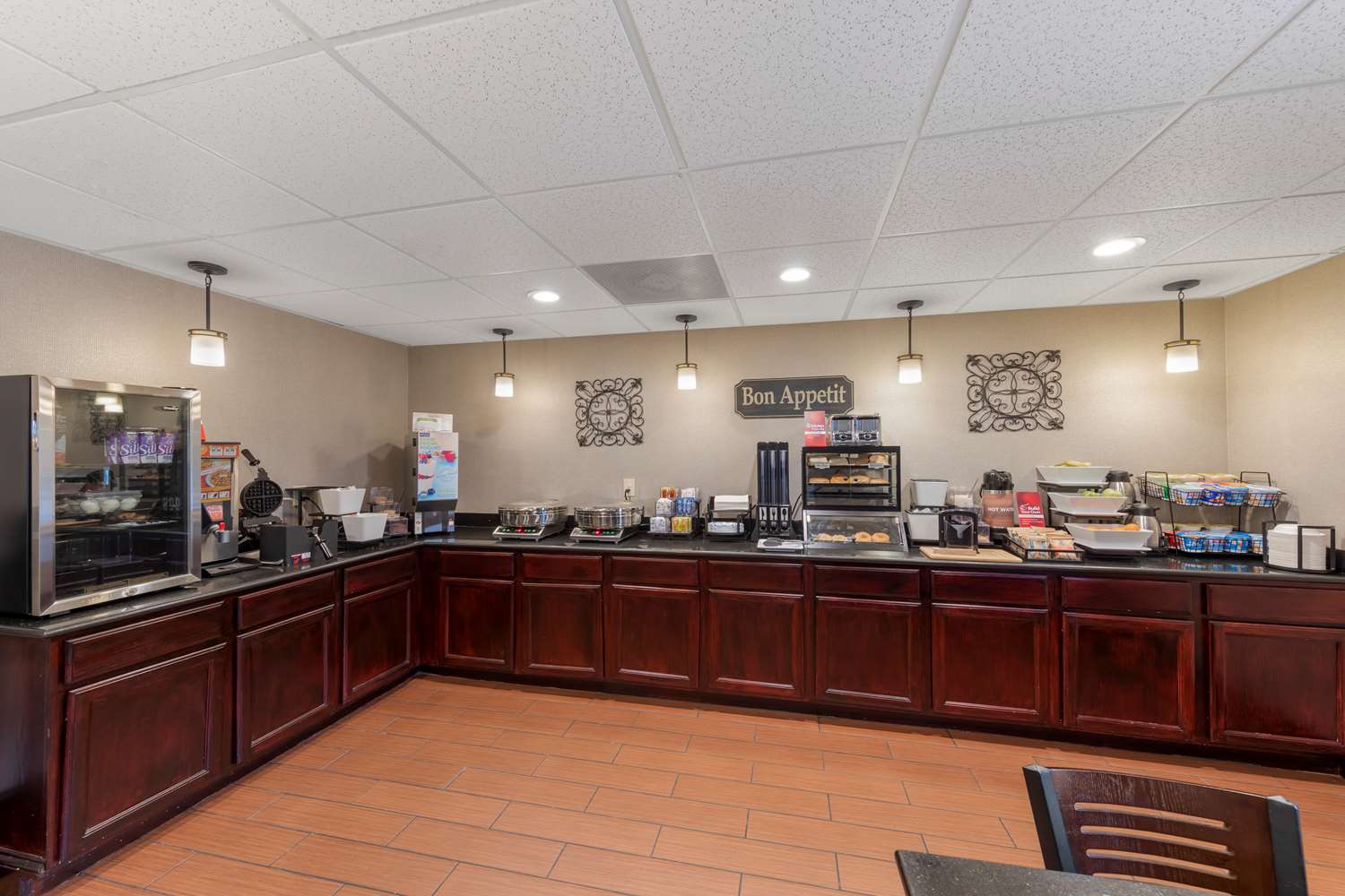 Best Western Plus Russellville Hotel & Suites 17/32