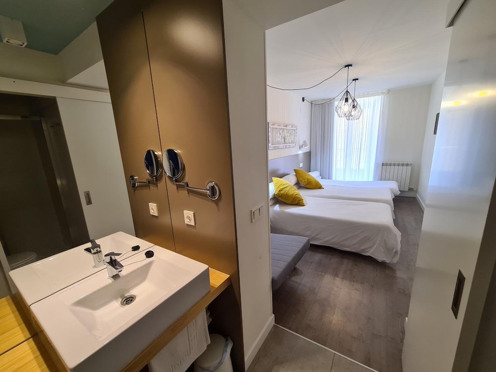El Hotel Jacobeo 56/60