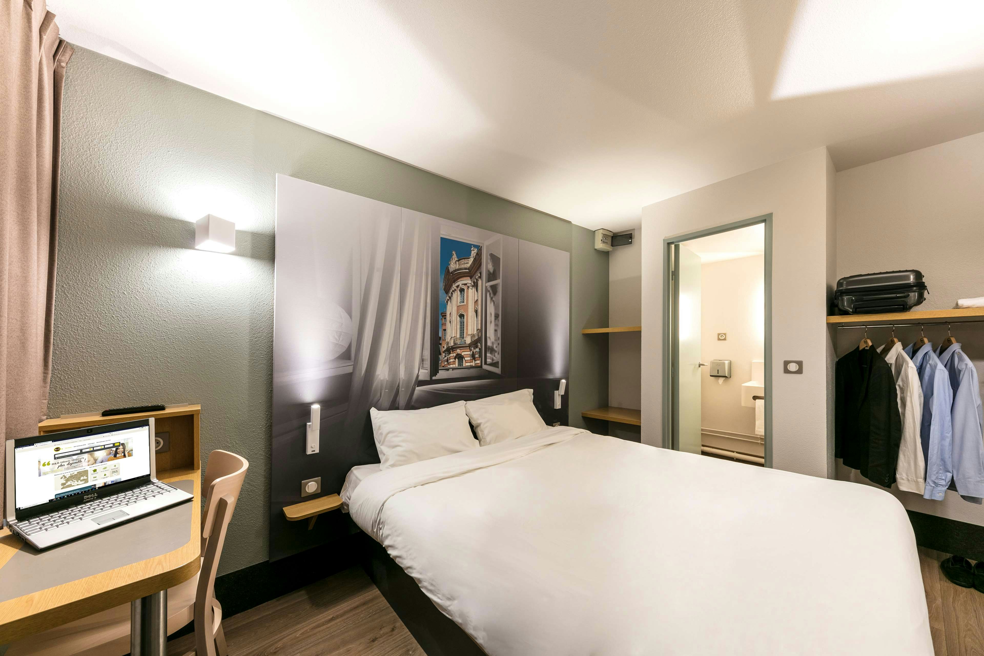 B&B Hotel Toulouse Cite de l'Espace Mouchotte 3/13
