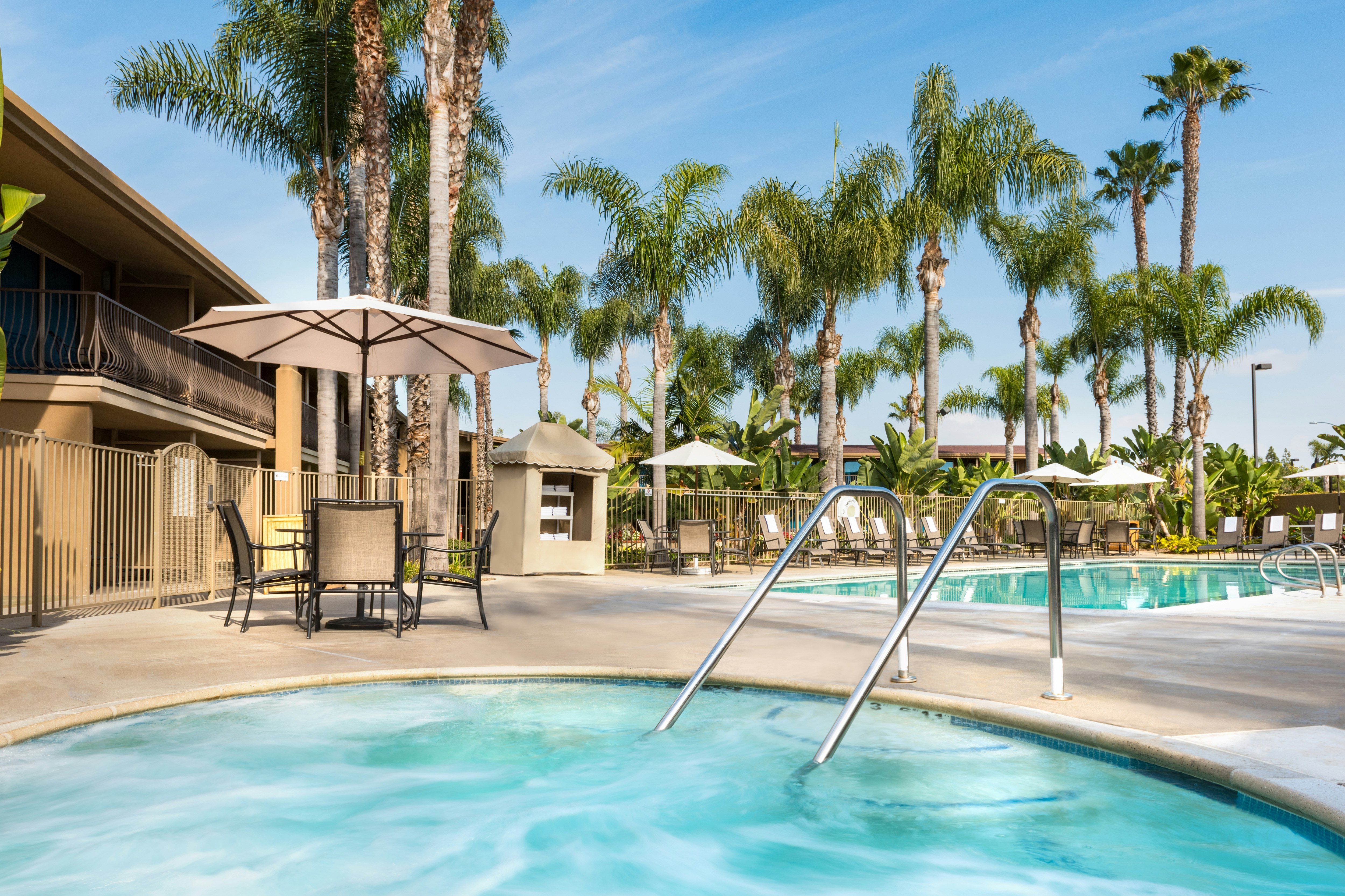 DoubleTree by Hilton San Diego Bayside 18/40