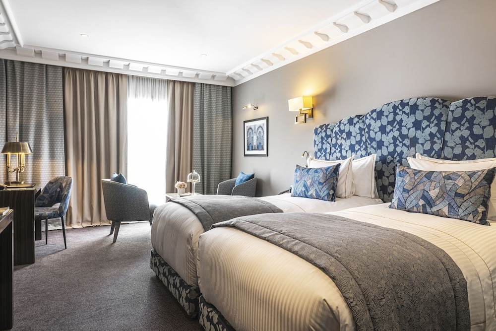 SUPERIOR, TWIN BEDS