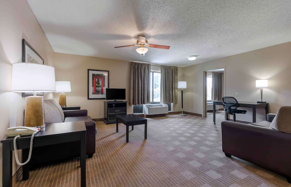 Extended Stay America - Dallas - Farmers Branch 35/50