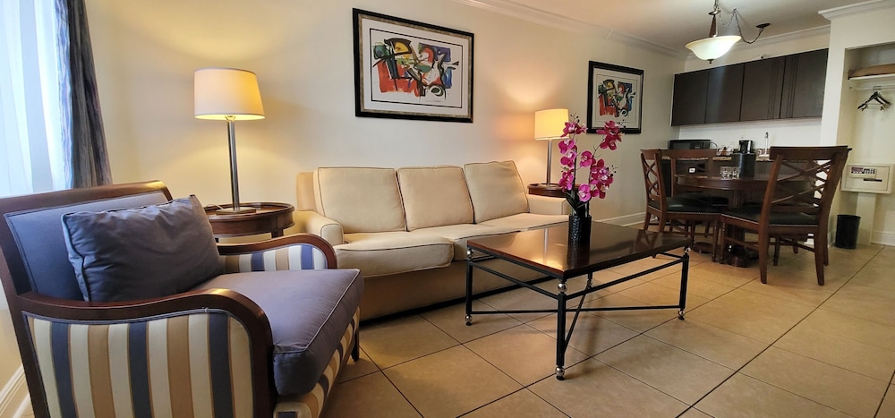 Fort Lauderdale Grand Hotel 53/68