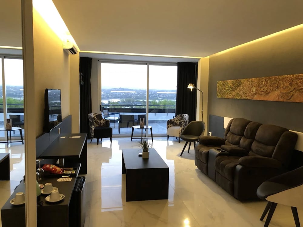 Pinares Panorama Suites & Spa 28/47