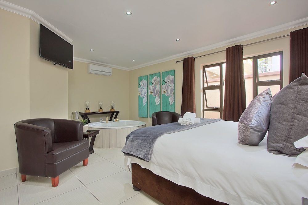 Gecko Inn Guest House 7/50
