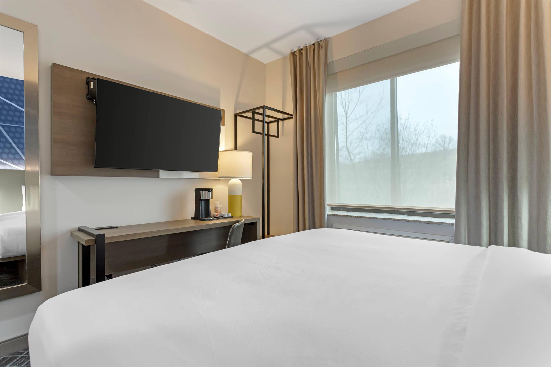 Comfort Inn New York Staten Island 7/36
