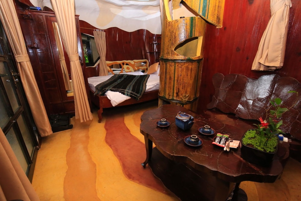Crazy House 46/66