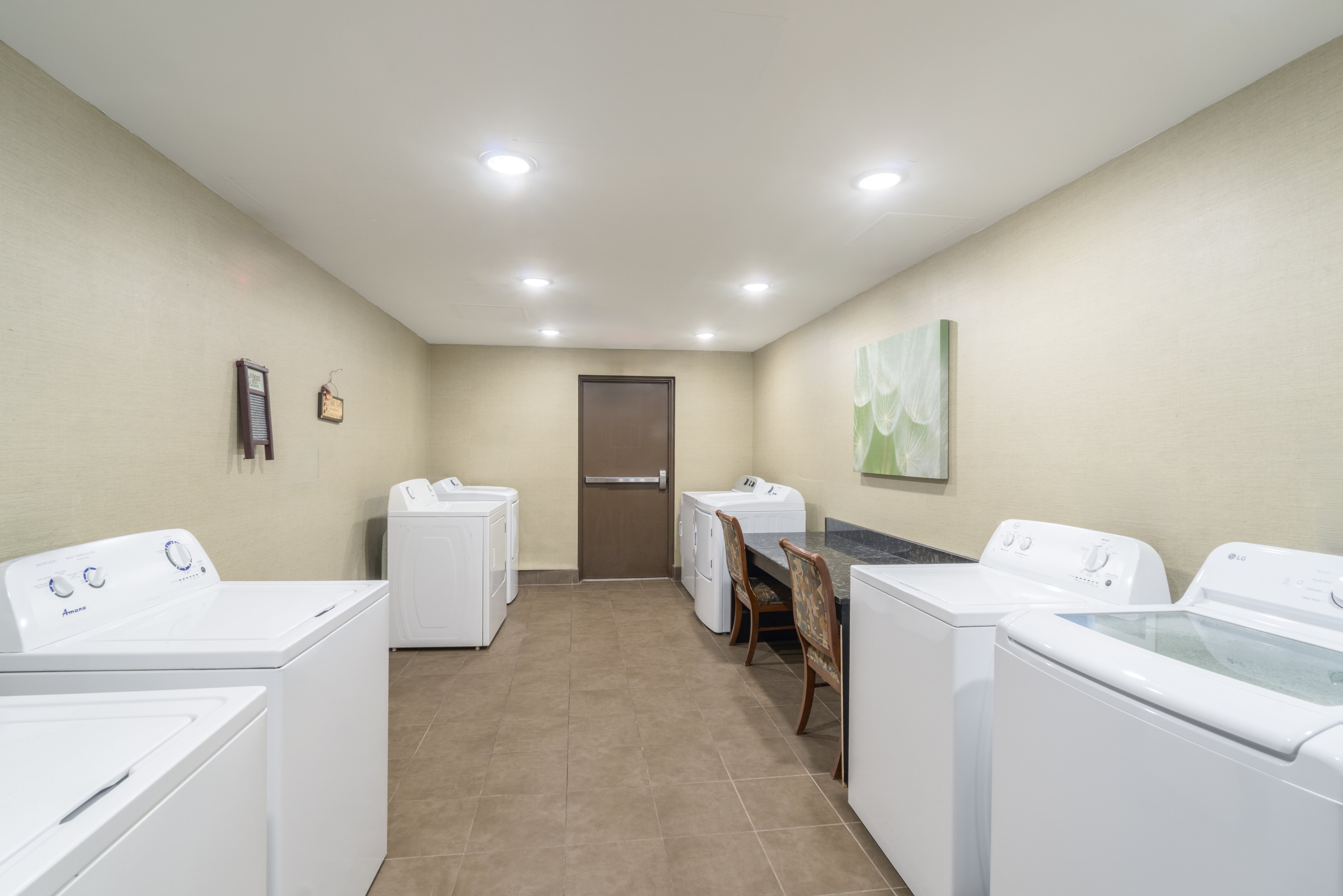 STAYBRIDGE SUITES AUGUSTA 25/64
