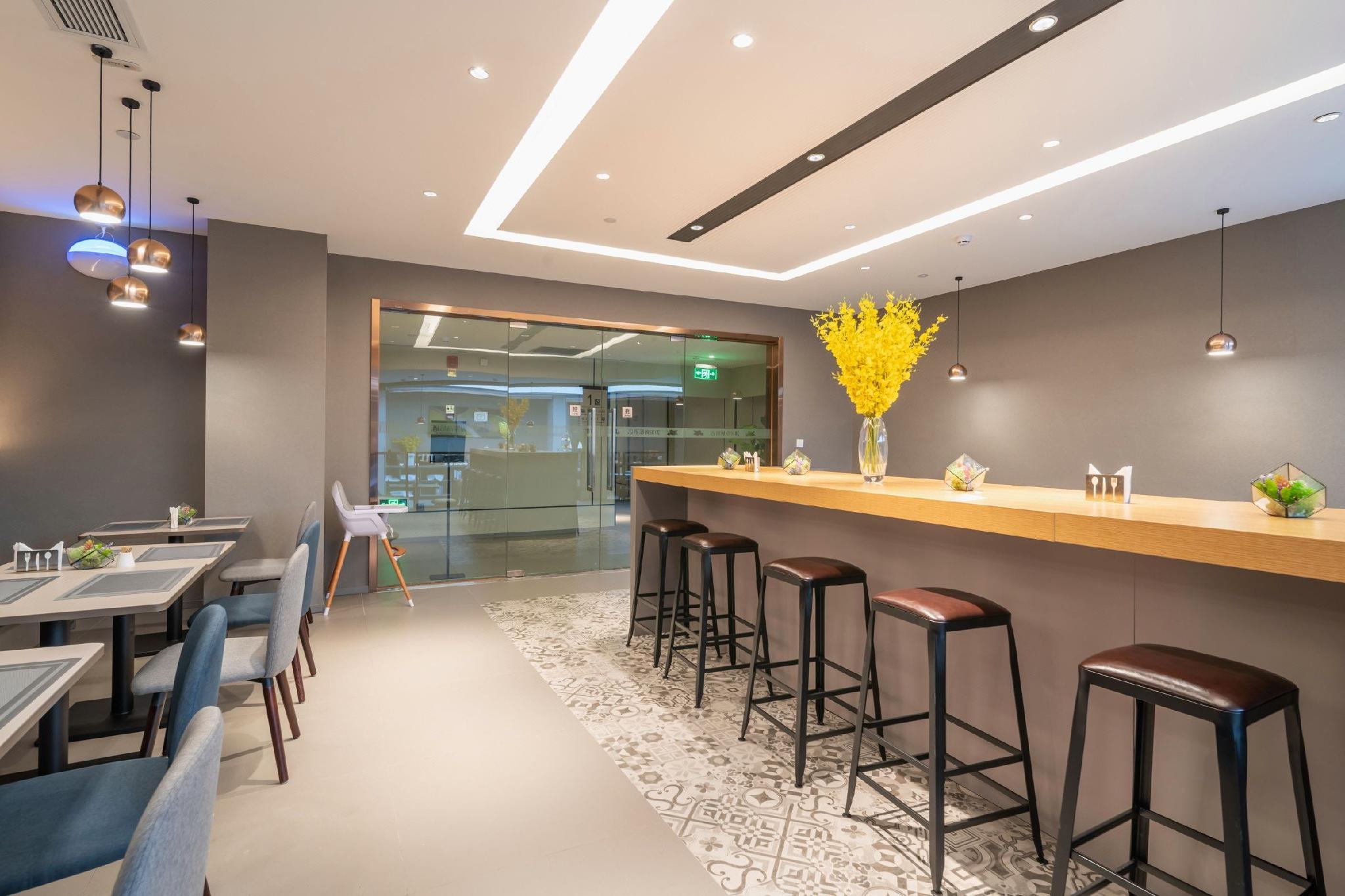 Home Inn Selected (Xiamen Zhongshan Road Pedestrian Street) 45/58