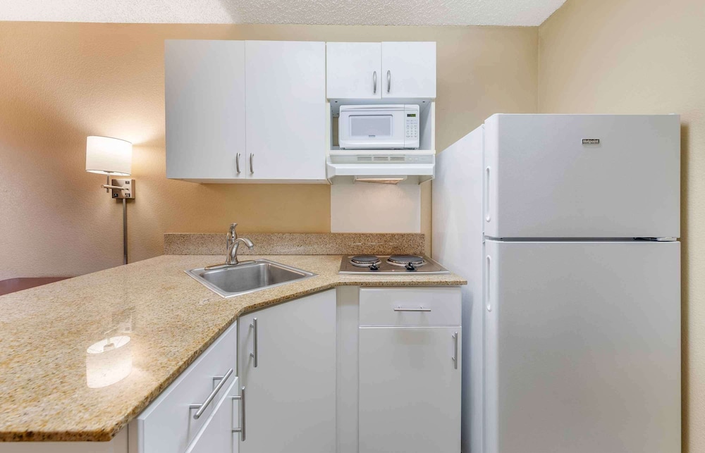 Extended Stay America Los Angeles - Ontario Airport 45/47