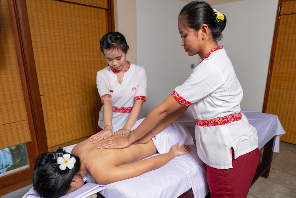 Serene Pavillion 6/50