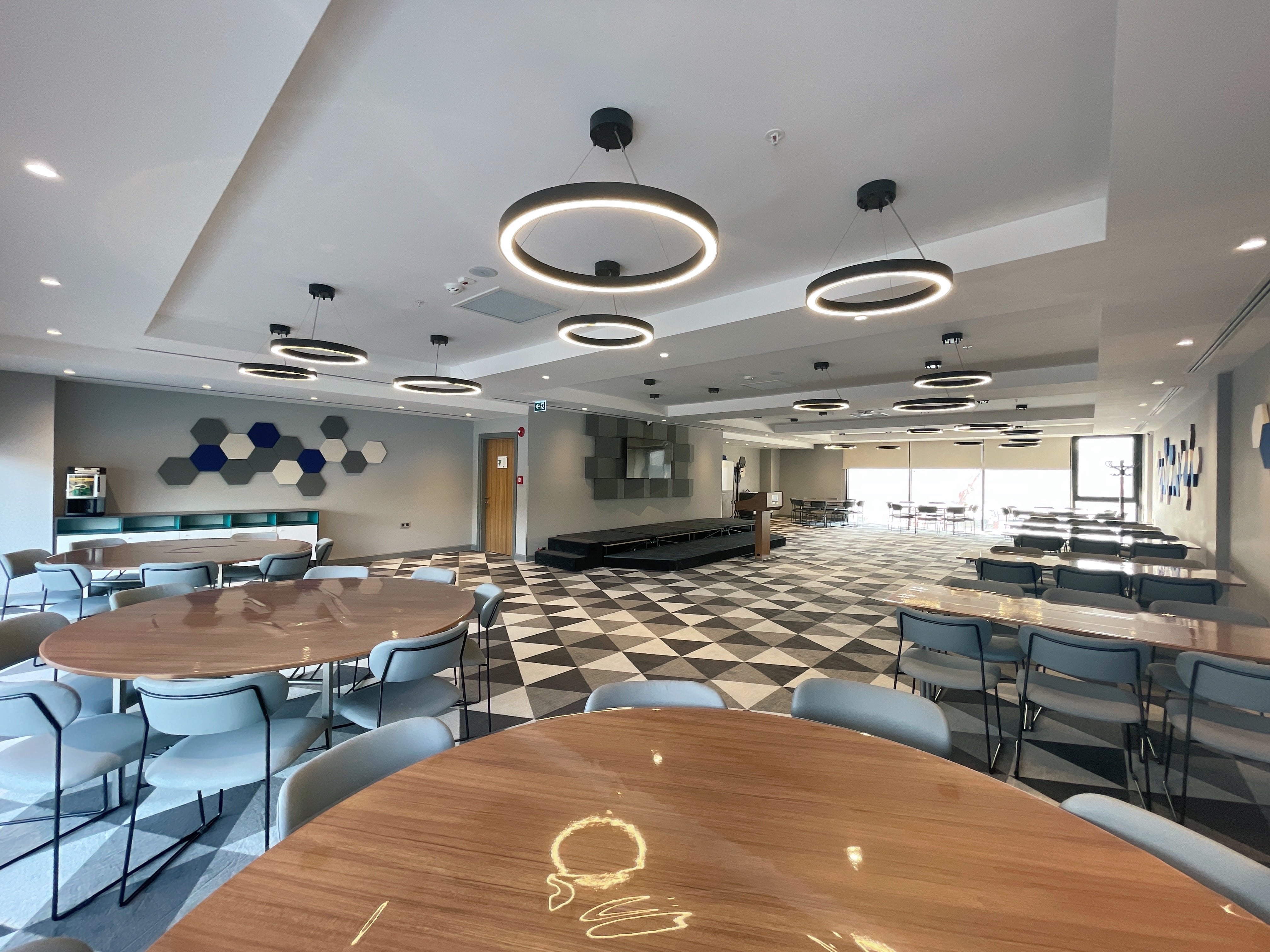 Holiday Inn Express Ankara - Airport 31/44