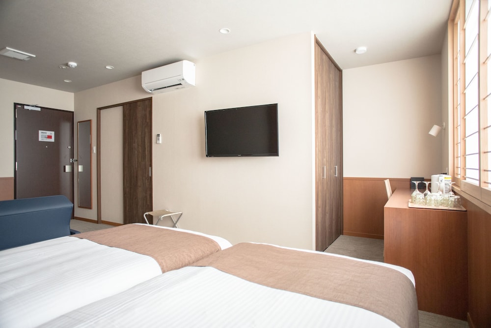 No6 Nijo-Hotel 9/34