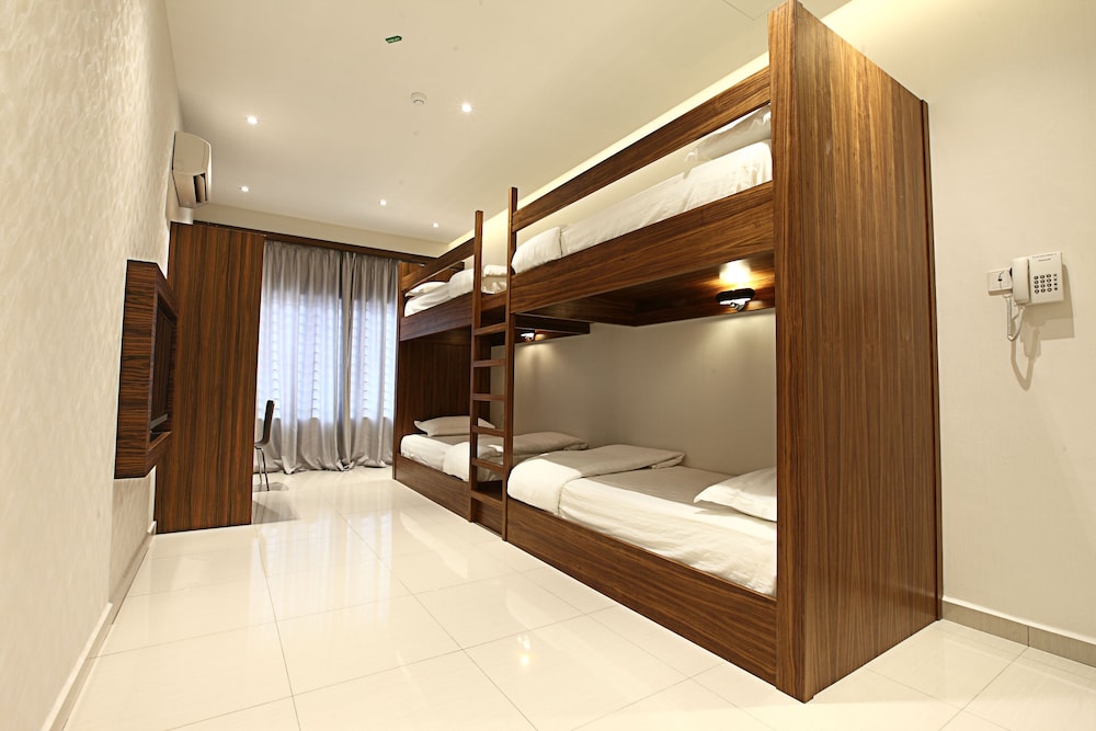 SRI ENSTEK HOTEL 10/53