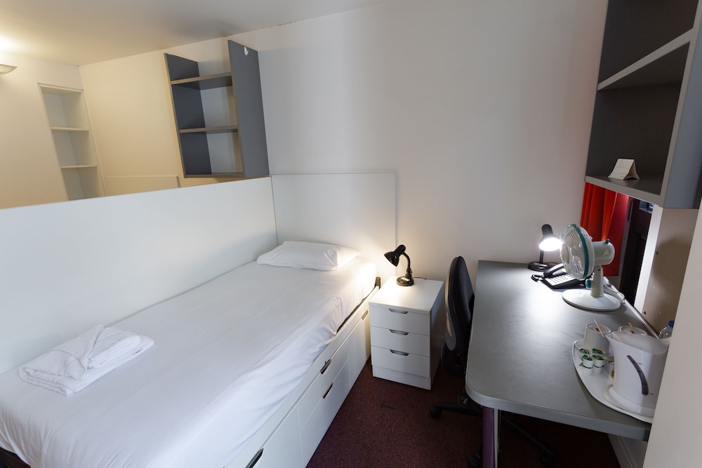 Princes Gardens Campus Accommodation 14/49