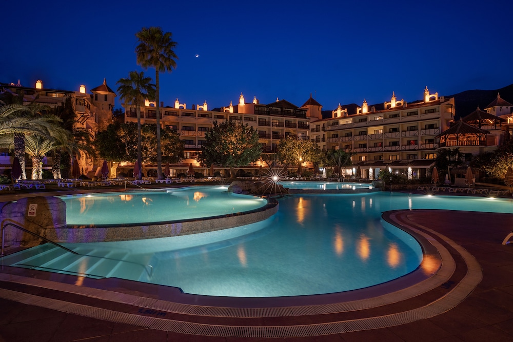 Marti Resort Hotel 39/72