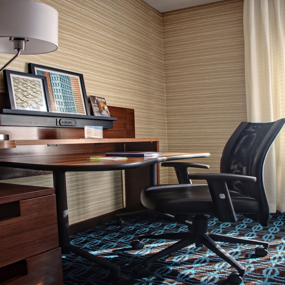 Fairfield Inn Suites Reading Wyomissing 45/51