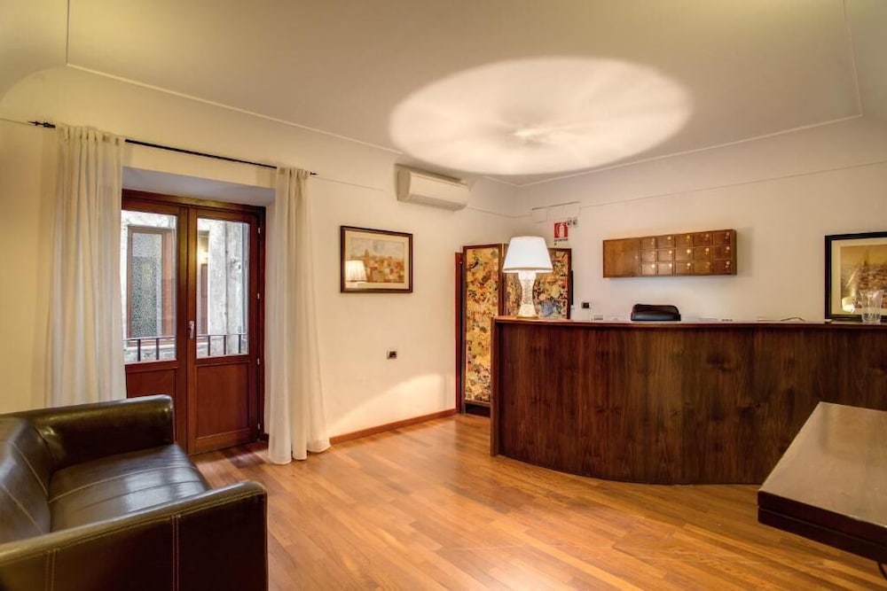 RESIDENZA DOMIZIA 4/28