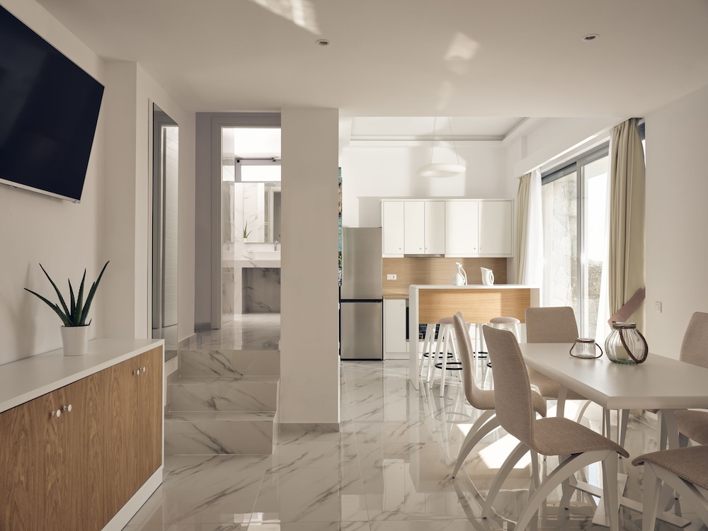 Arcs Boutique Villa Hotel 46/77