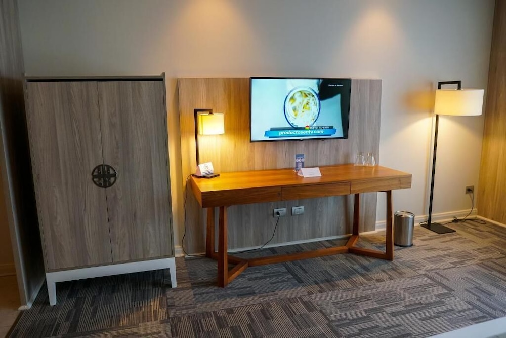 Hotel Parada Linares 45/50