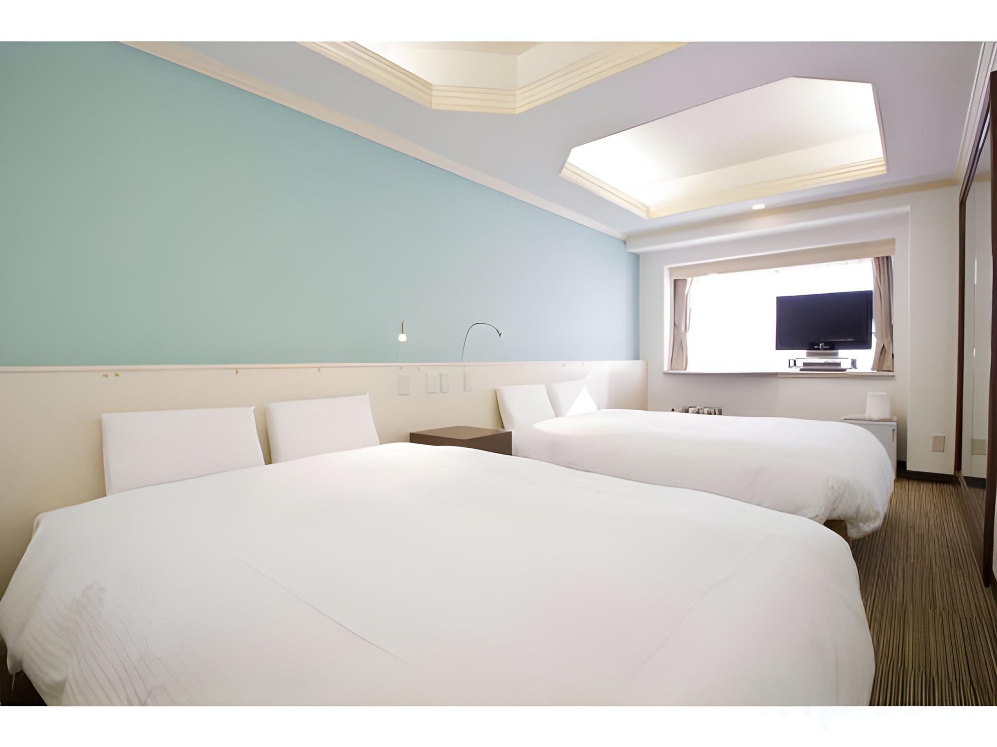 Relax, Single, Twin Beds