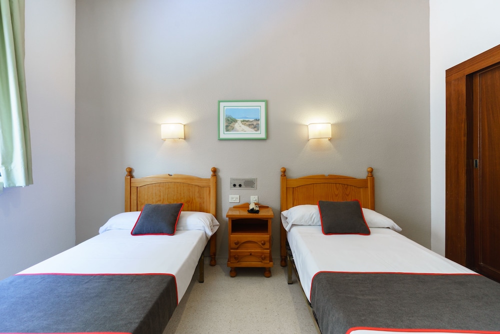 Hotel Costa Andaluza 12/48