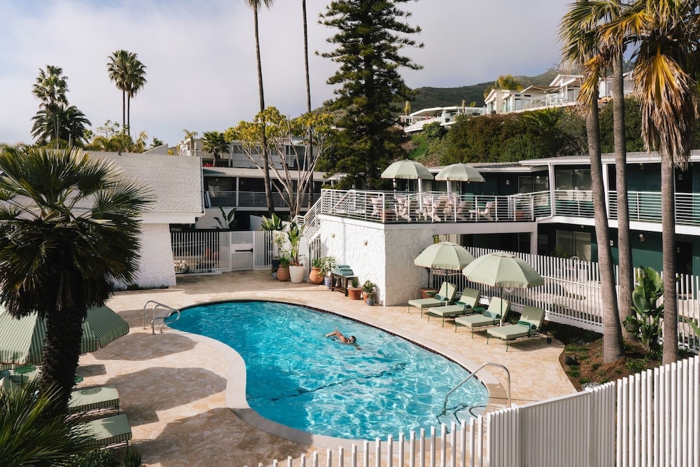 Le Petit Pali Laguna Beach 48/55