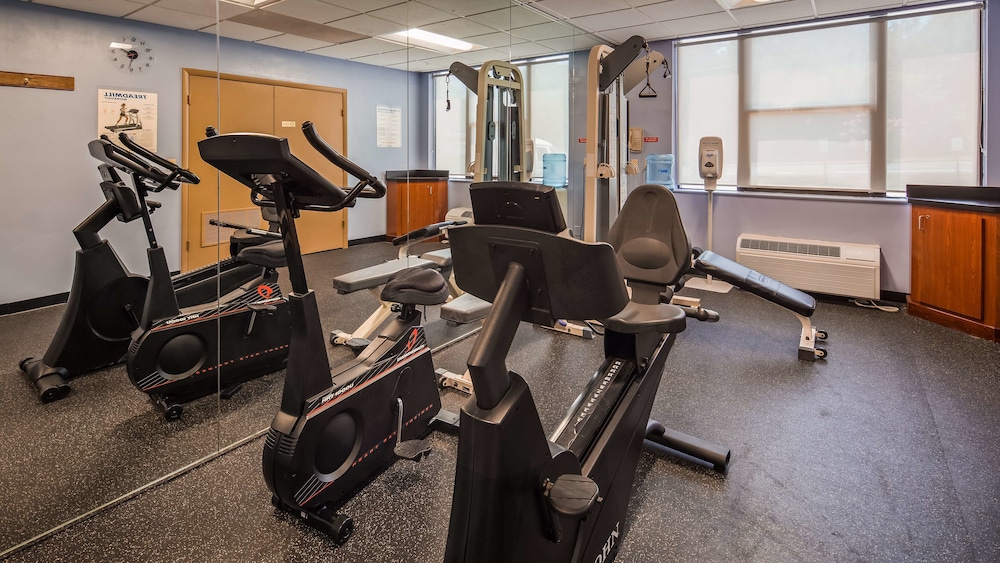 Best Western Potomac Mills 20/35