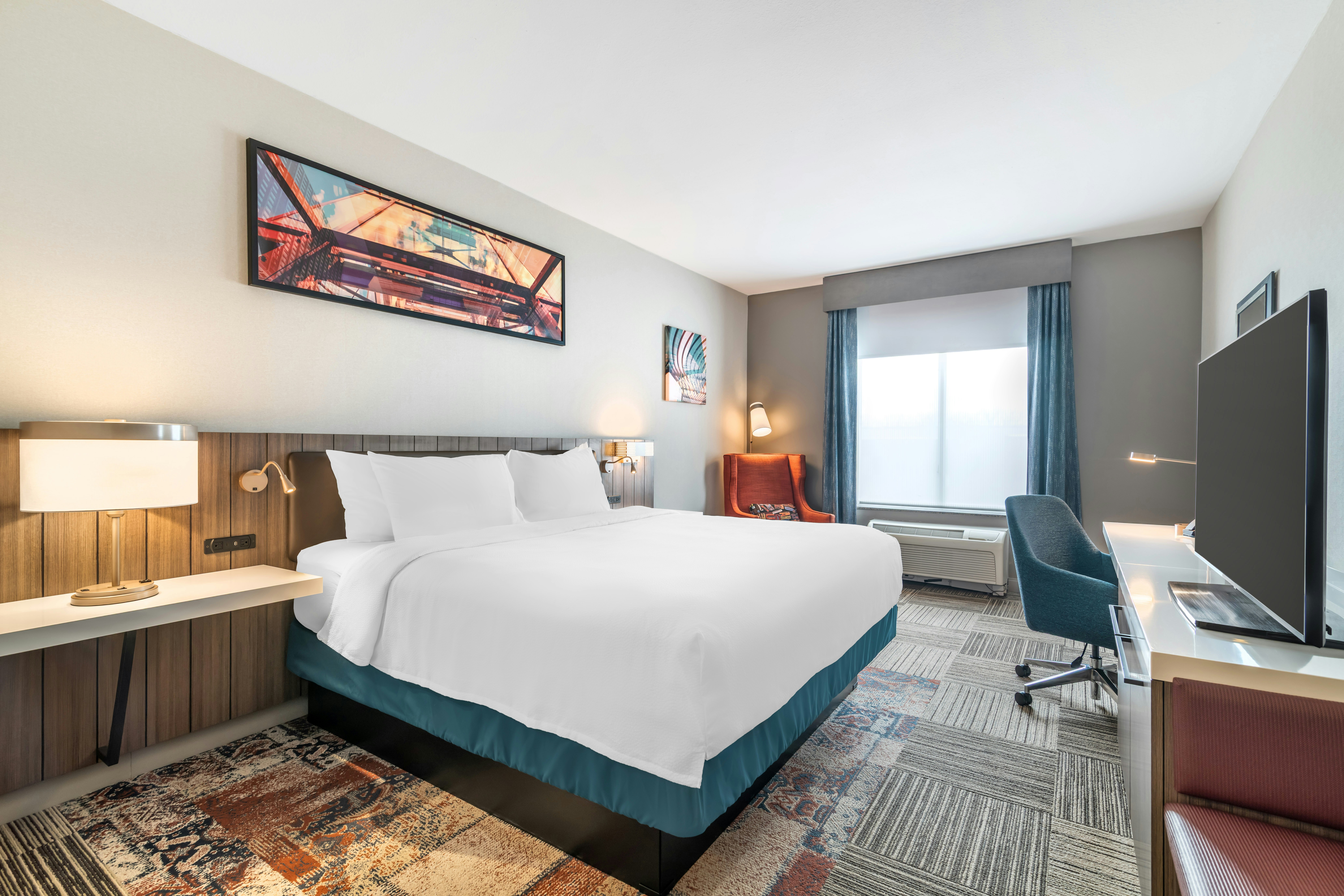ROOM, KING BED