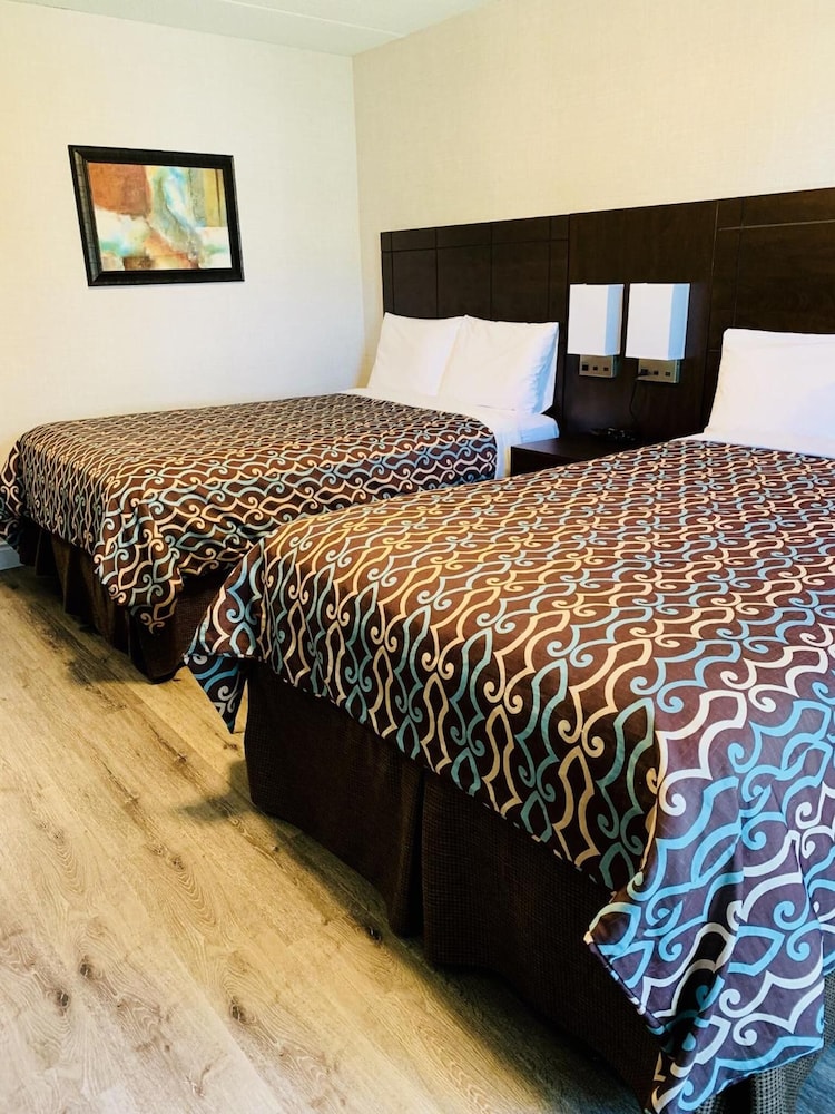Deluxe Inn 25/70