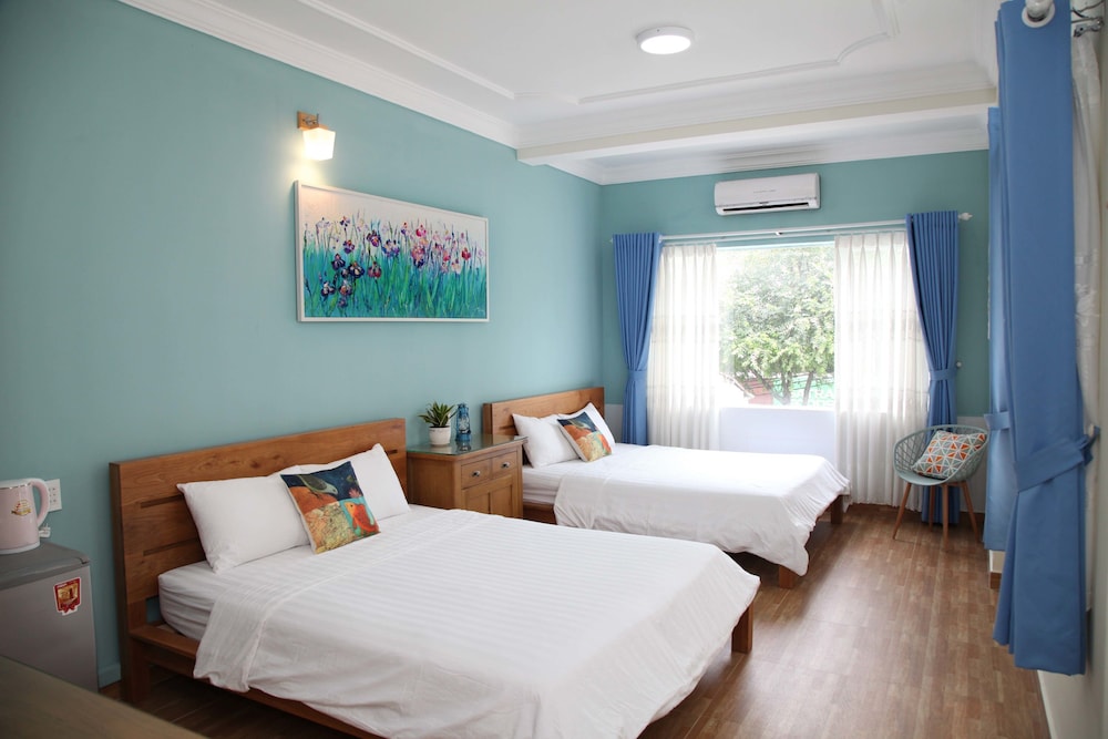FAMILY, 2 DOUBLE BEDS