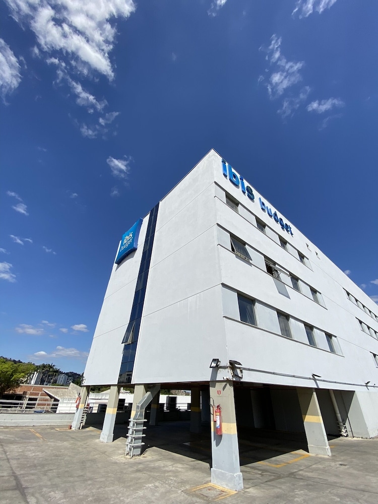 ibis budget Itaperuna 7/60