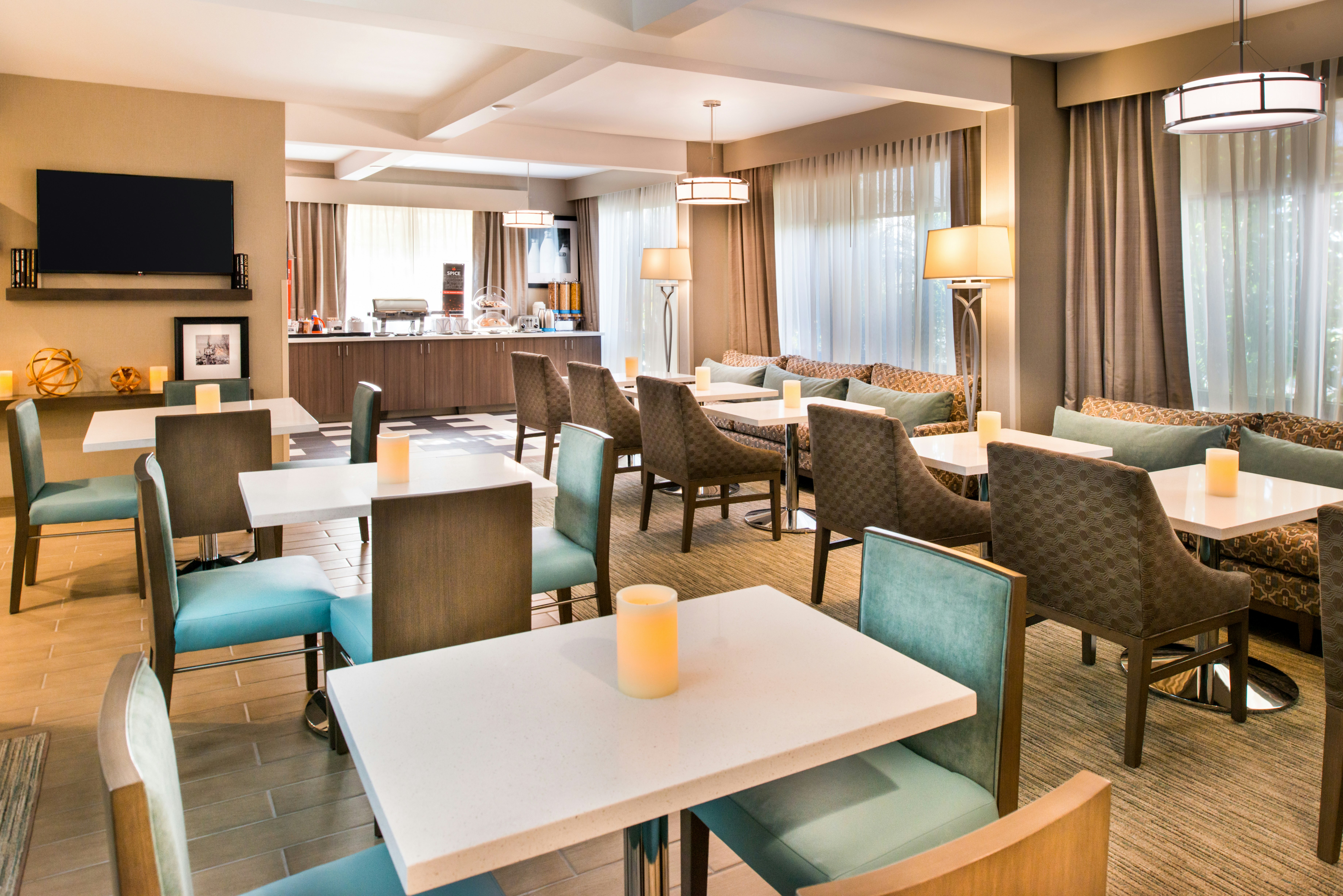 Hampton Inn Los Angeles West Covina 44/52