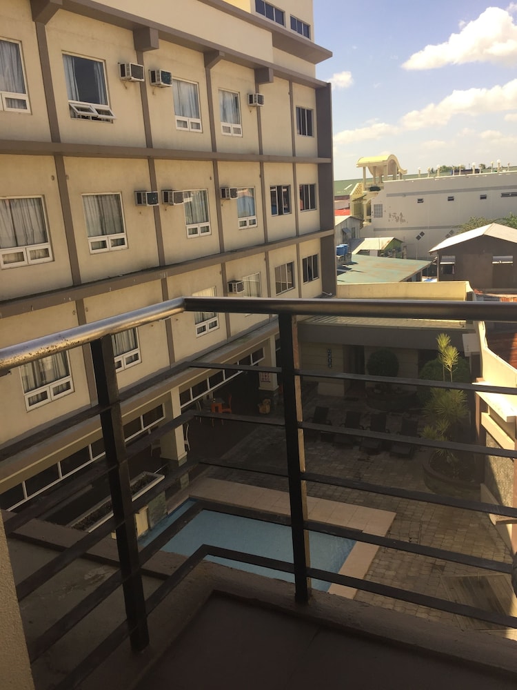 Circle Inn - Iloilo City Center 3/50