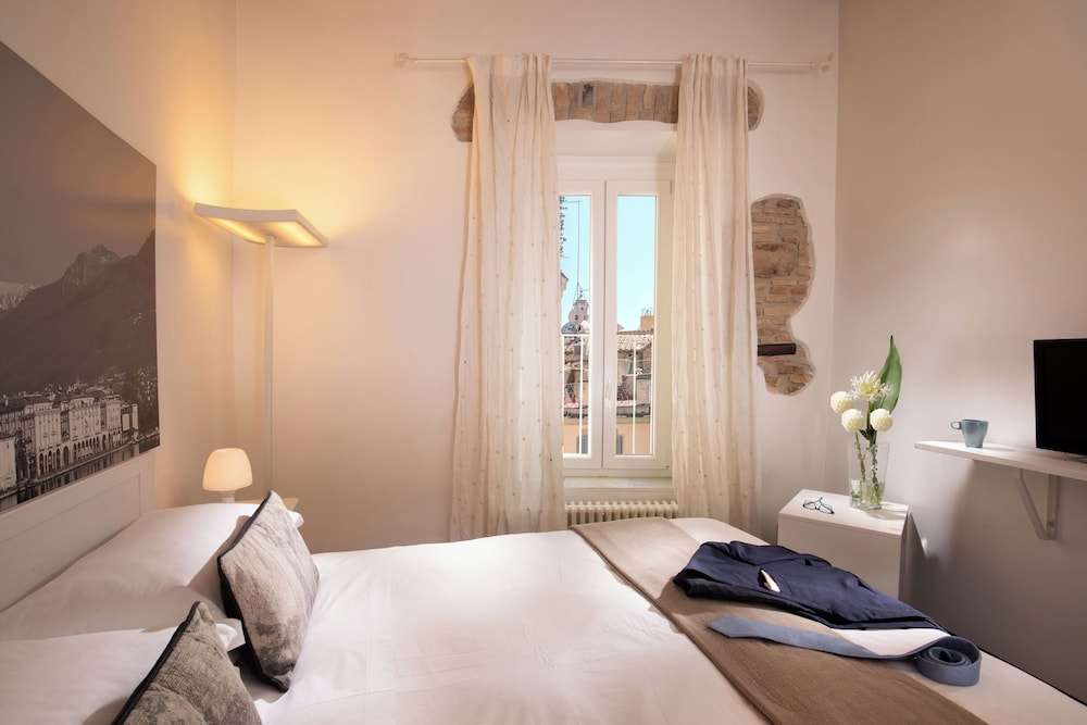 The Right Place 4U Roma Navona Terrace Luxury Rooms 11/35
