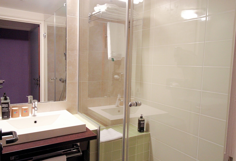 Ibis Styles Evry Cathedrale 47/48