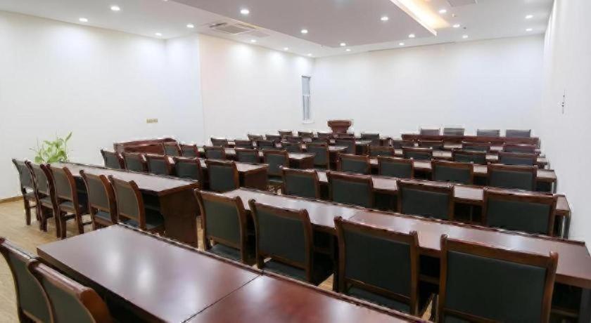 GREENTREE INN HUAIBEI XIANGSHAN DISTRICT GUOGOU SQUARE HOTEL 38/42