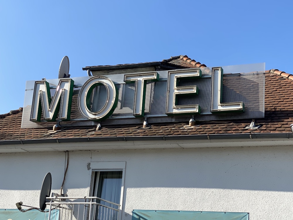 Motel Herbold 1/32
