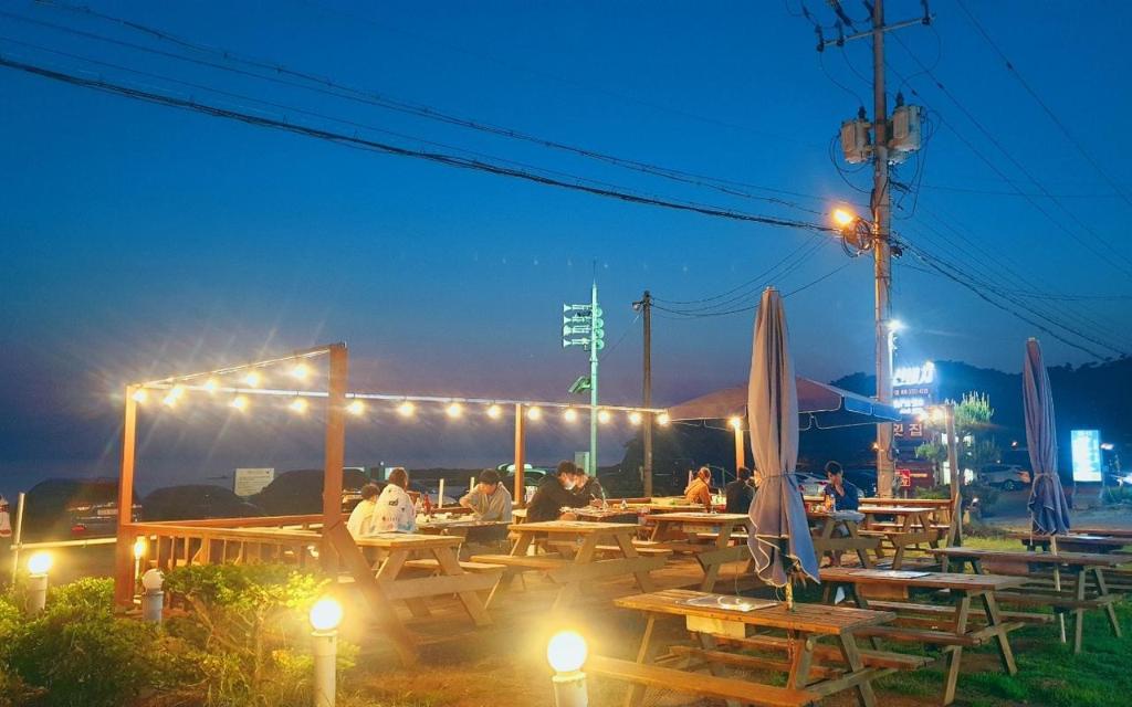 Anmyeondo Ocean Beach Motel 10/70