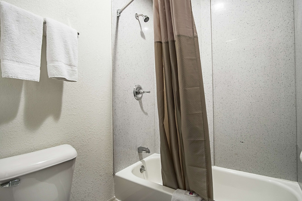 Motel6 Manchester, TN 27/31
