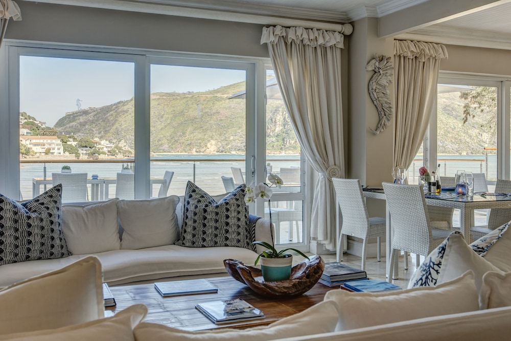 Amanzi Island Boutique Hotel 57/77