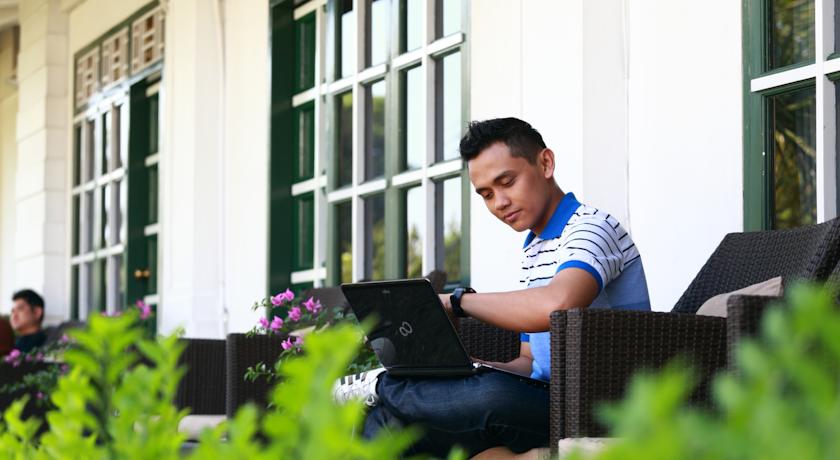 Hotel Merdeka Kediri 5/20